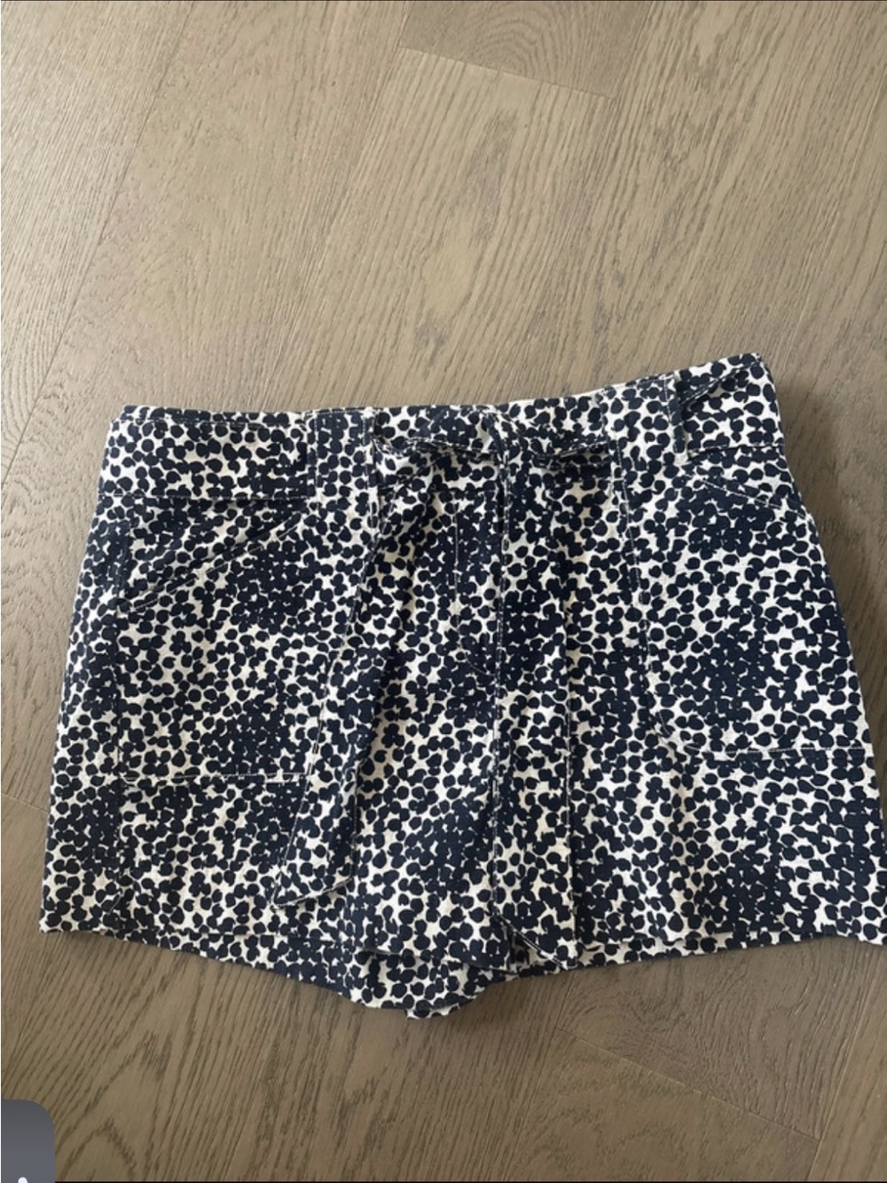 LOFT Black and White High-Waist Printed Shorts